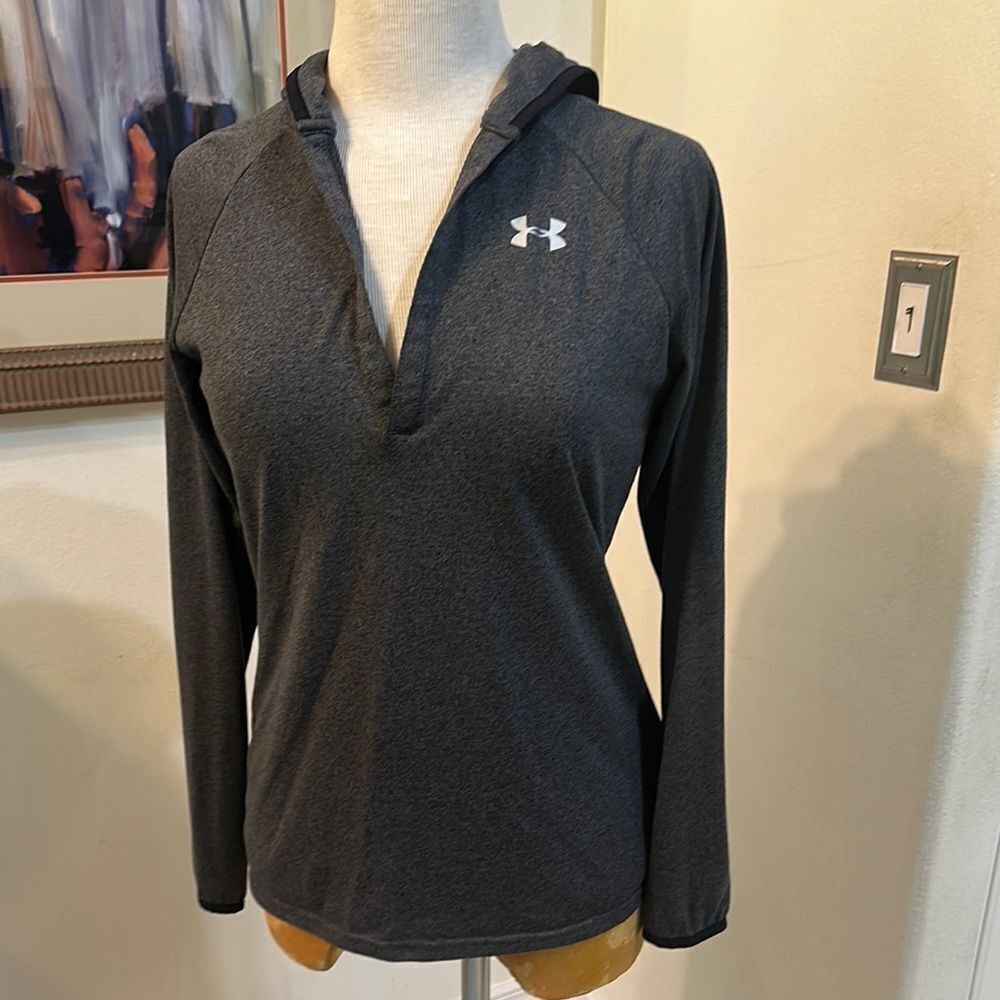 Under Armour Hoodie Black Fitted Long Sleeve Size Small